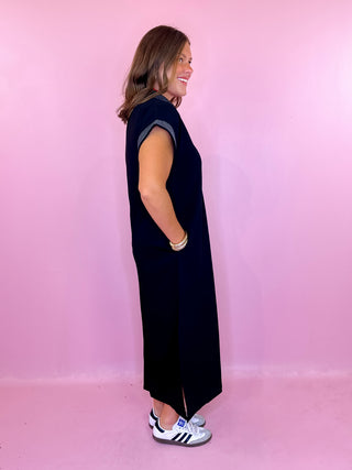 Easy To Style Knit Midi Dress - Black