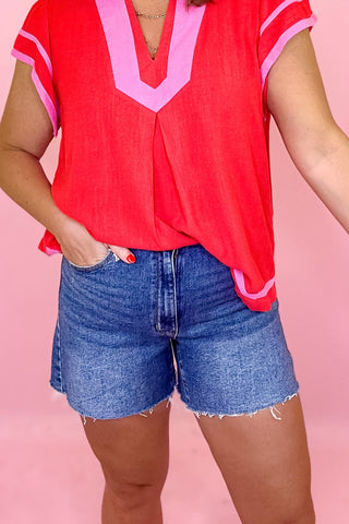 Stevie High Rise Frayed Mom Short - Medium Wash