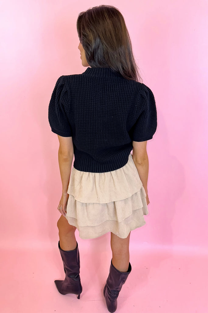 Black short sleeve sweater puff sleeves