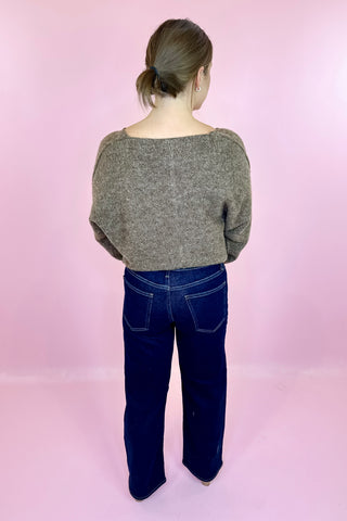 Demi Mid Rise Loose Straight Jean