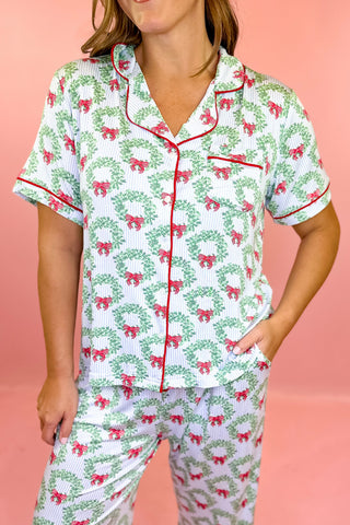 Mary Square: Charlotte Wreath & Ribbon Pajama Set