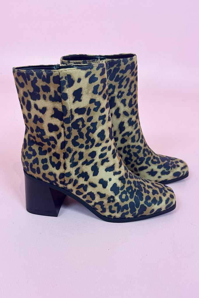 Leopard boot