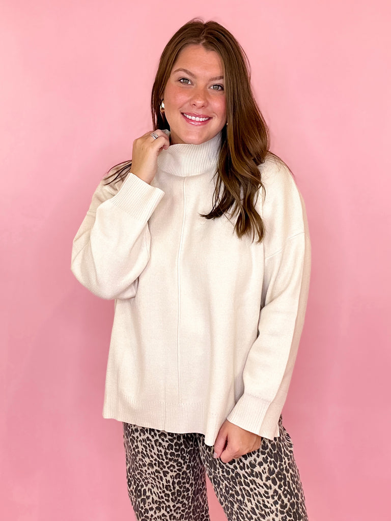 Oversized mock neck sweater cream